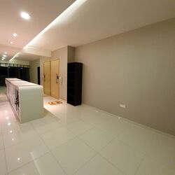 Esparina Residences (D19), Condominium #305110941